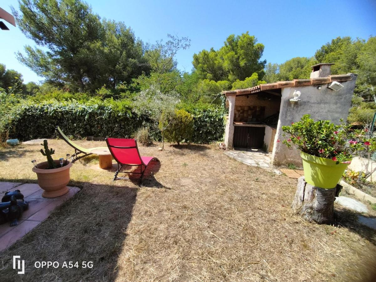 Maisonnette Kalis Calme Avec Climatisation Parking Jardin Cadre Campagne Plages A Pieds Bandol Exterior photo