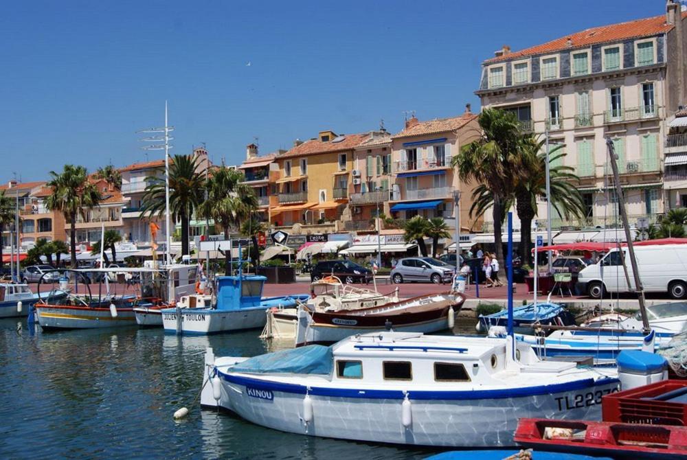 Maisonnette Kalis Calme Avec Climatisation Parking Jardin Cadre Campagne Plages A Pieds Bandol Exterior photo