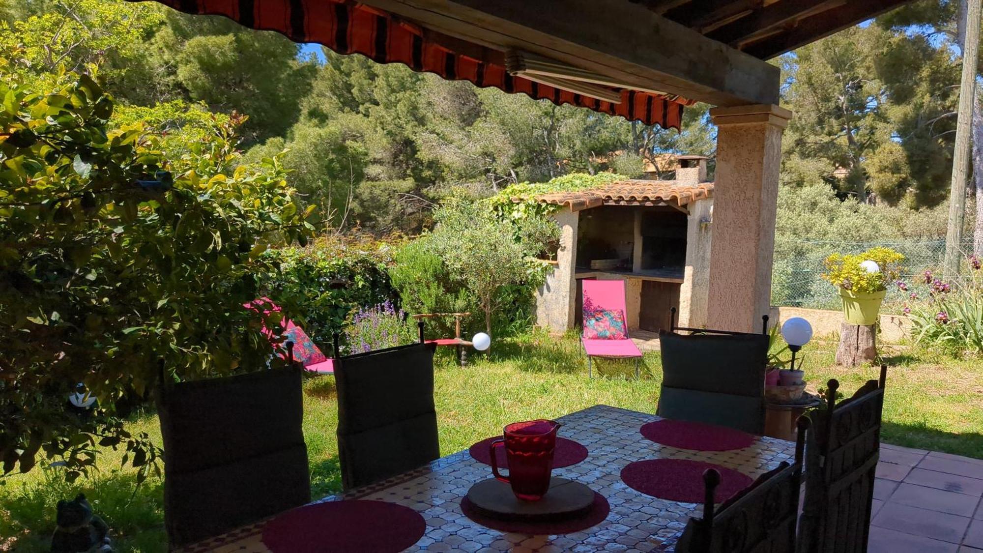 Maisonnette Kalis Calme Avec Climatisation Parking Jardin Cadre Campagne Plages A Pieds Bandol Exterior photo